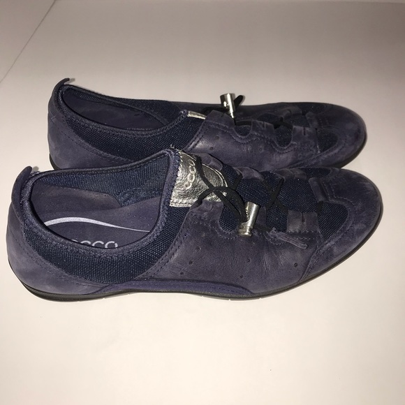Ecco tennis shoes in navy - Picture 3 of 3